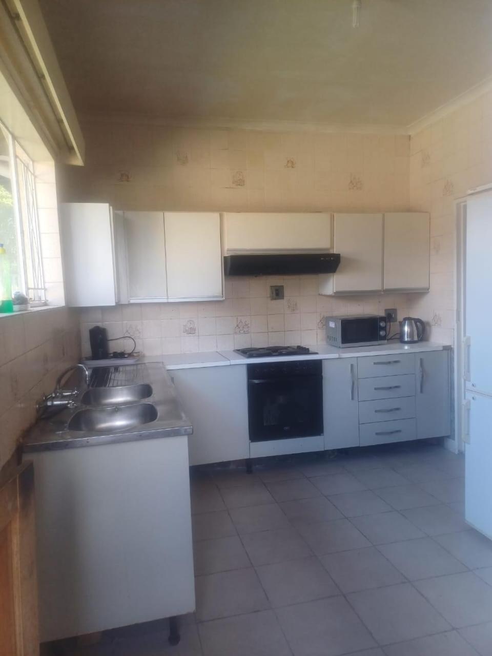 Kempton Park Lodge Birch Acres Kempton Park Esterno foto