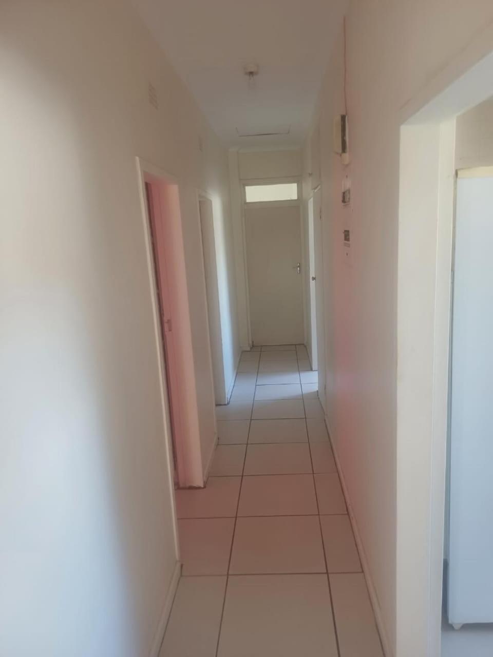 Kempton Park Lodge Birch Acres Kempton Park Esterno foto