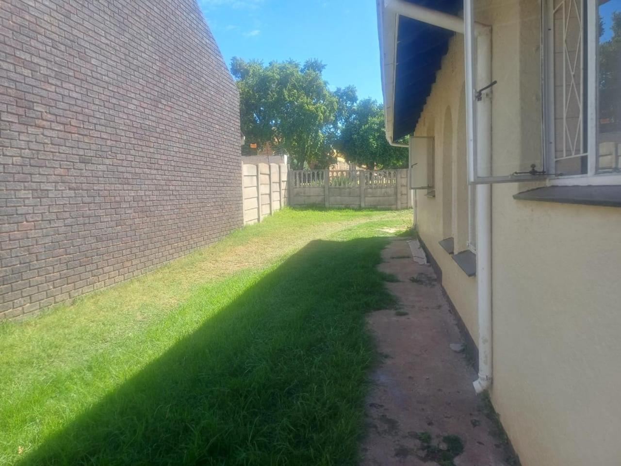 Kempton Park Lodge Birch Acres Kempton Park Esterno foto