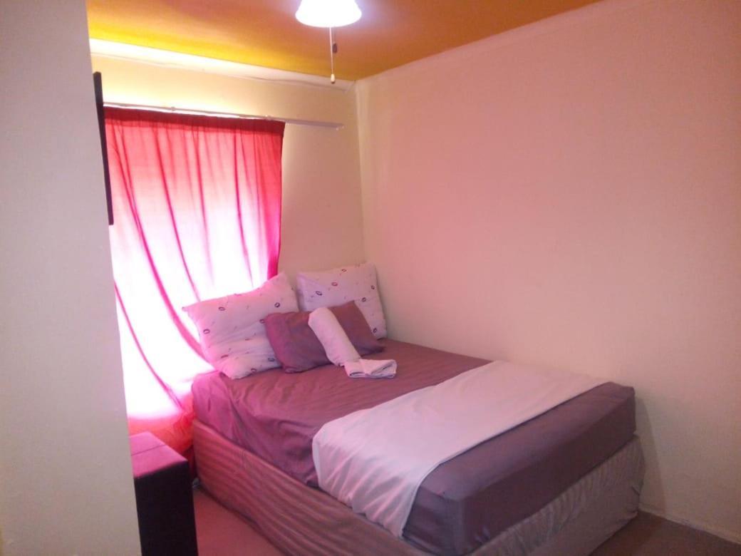 Kempton Park Lodge Birch Acres Kempton Park Esterno foto